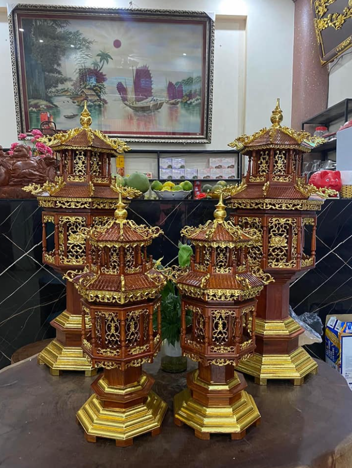 Đèn thờ gỗ hương dát vàng